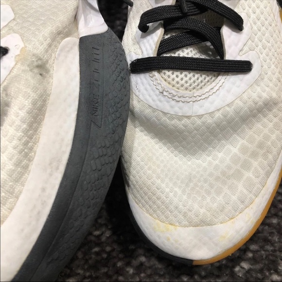 NIKE KOBE MAMBA FOCUS WHITE BLACK AJ5899 100 8.5 - Picture 11 of 12